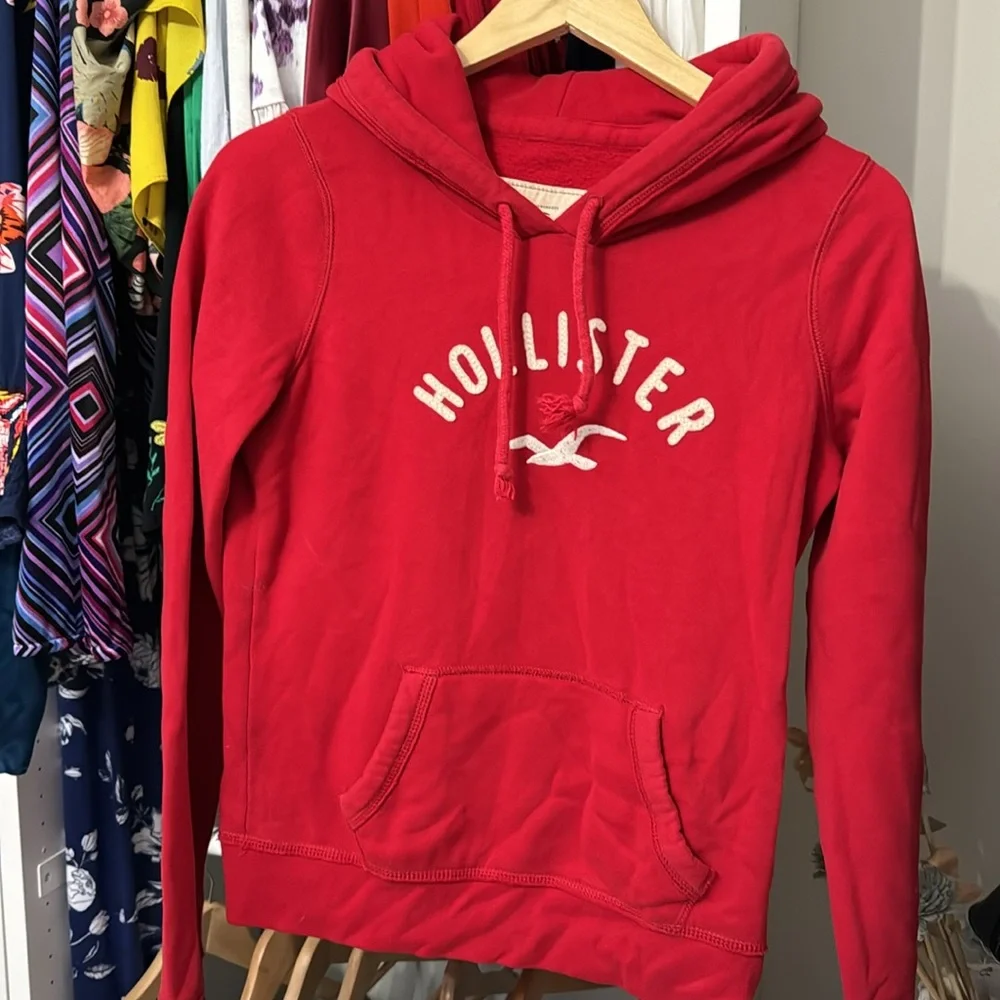 Pullover hoodie - Picture 2 of 3